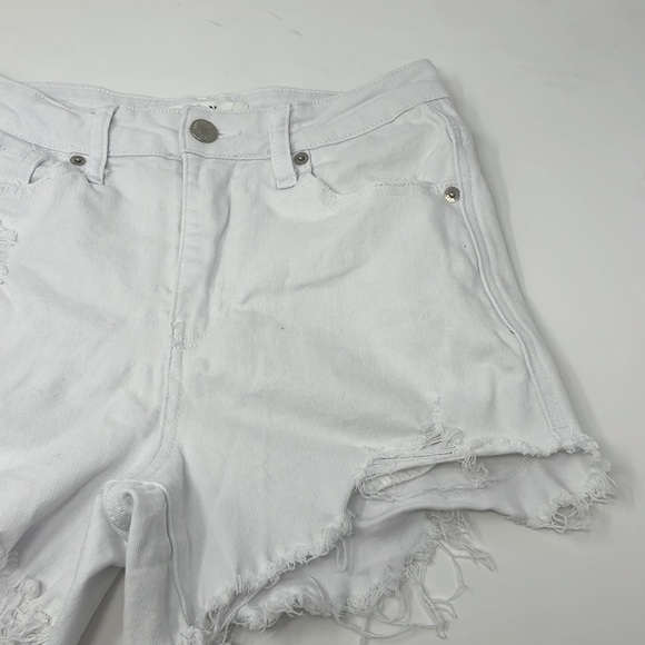 RISEN White High Waisted Distressed Raw Hem Shorts small - Picture 4 of 9